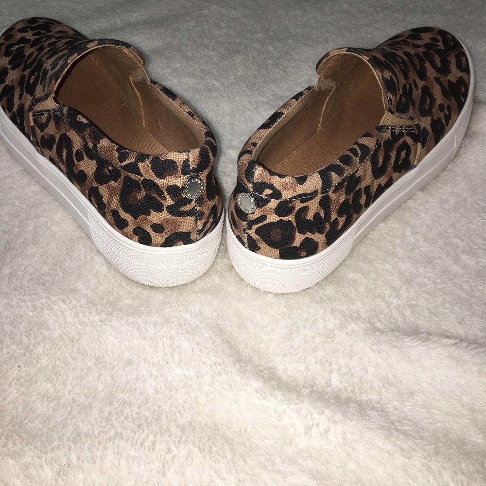 Steve Madden Gills-A Sneaker Women’s Sz 8-1/2 - Picture 5 of 8